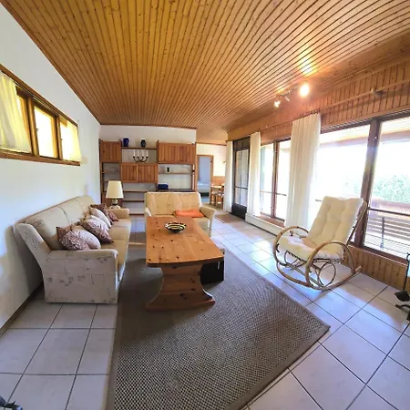 Rustikales Schwedenhaus *