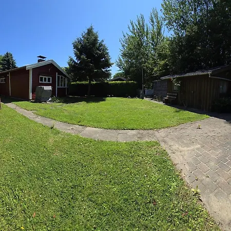 Rustikales Schwedenhaus Prázdninový dům Avendorf auf Fehmarn